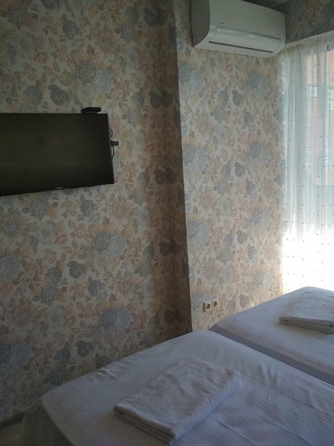 Апартамент Студия Панорамный Возле Моря Batumi Exterior foto