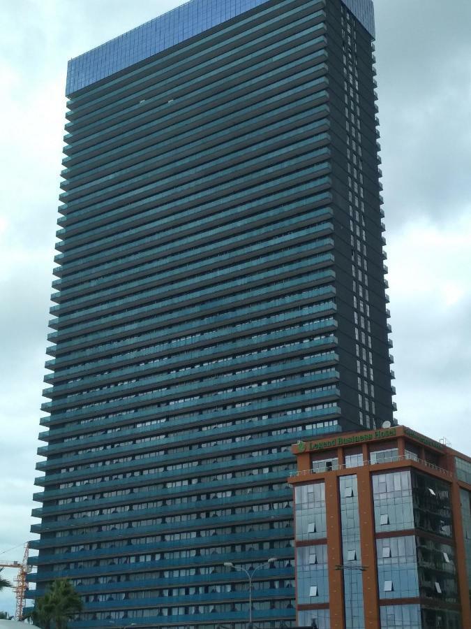 Апартамент Студия Панорамный Возле Моря Batumi Exterior foto